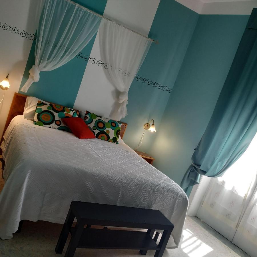 Hotel La Congiura Dei Baroni 테지아노 외부 사진