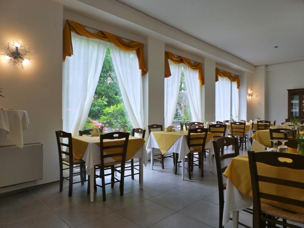 Hotel La Congiura Dei Baroni 테지아노 외부 사진