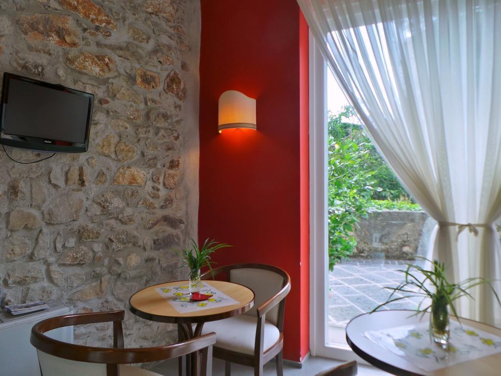 Hotel La Congiura Dei Baroni 테지아노 외부 사진
