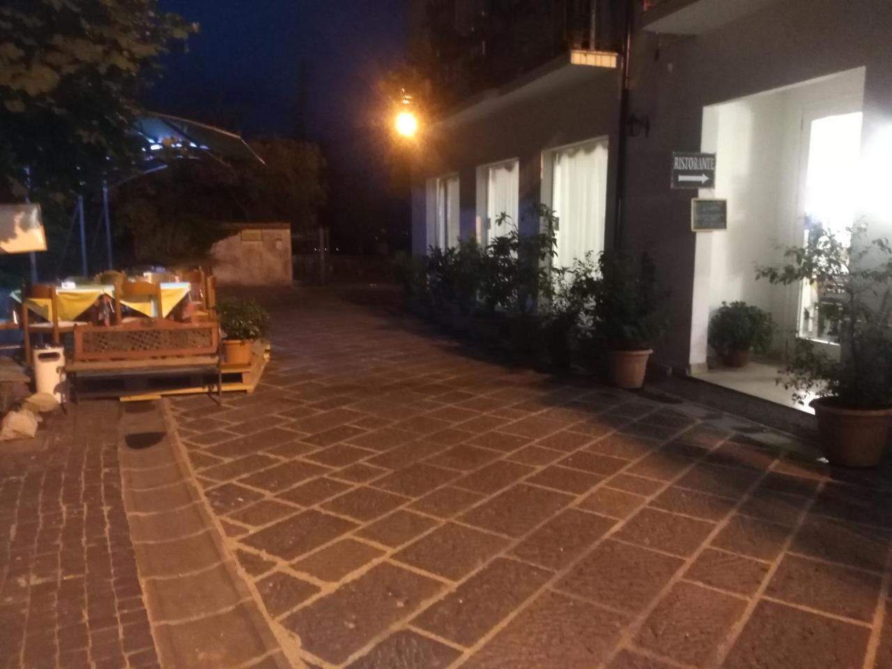 Hotel La Congiura Dei Baroni 테지아노 외부 사진