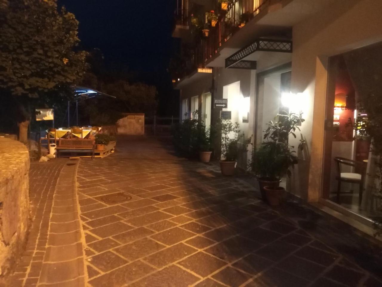Hotel La Congiura Dei Baroni 테지아노 외부 사진