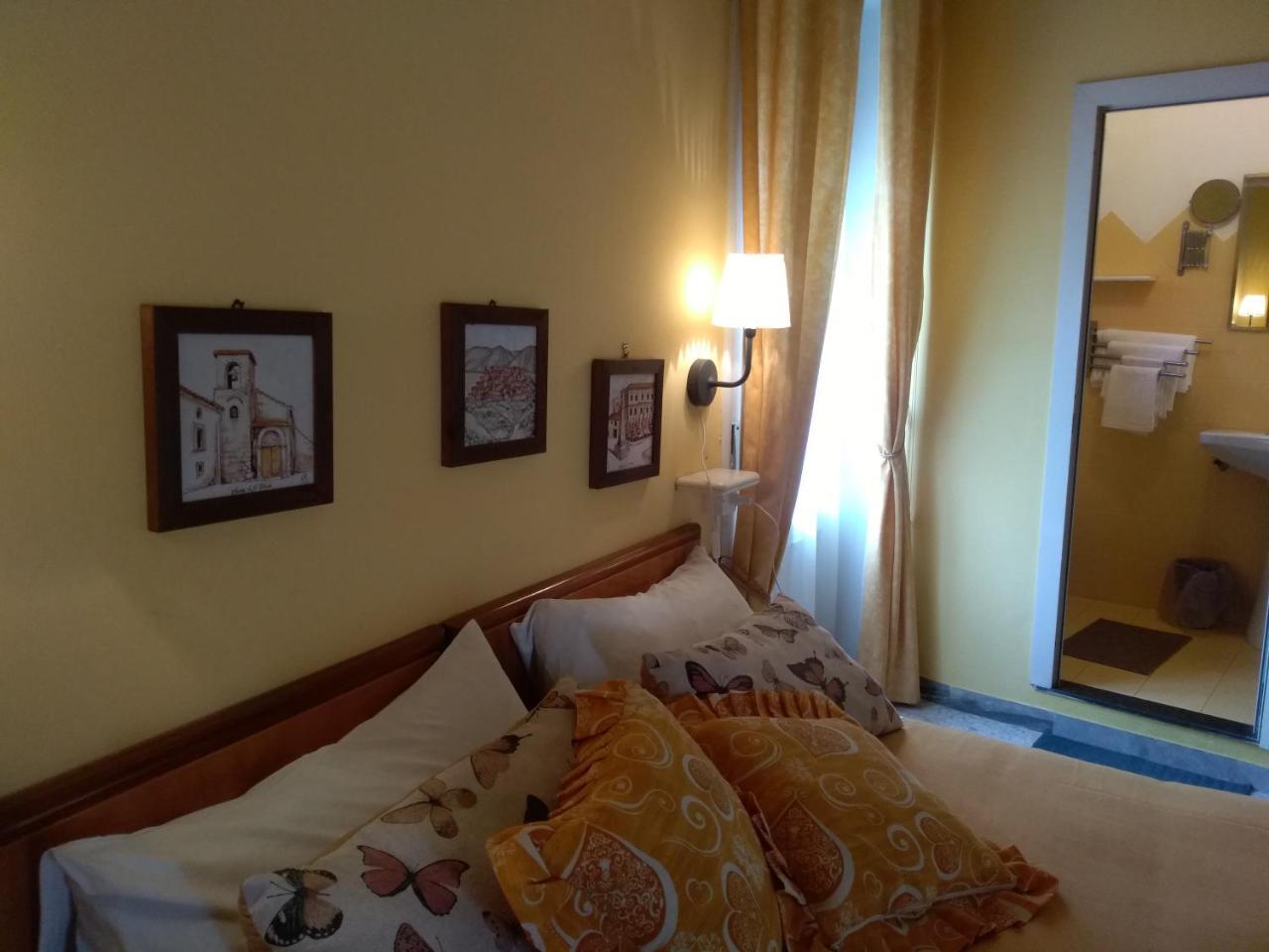 Hotel La Congiura Dei Baroni 테지아노 외부 사진