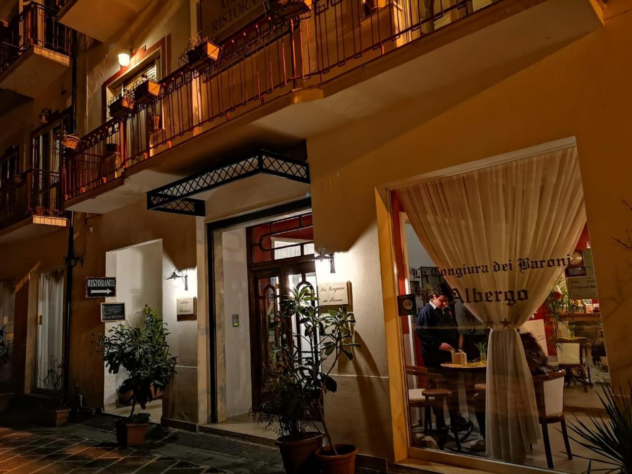 Hotel La Congiura Dei Baroni 테지아노 외부 사진